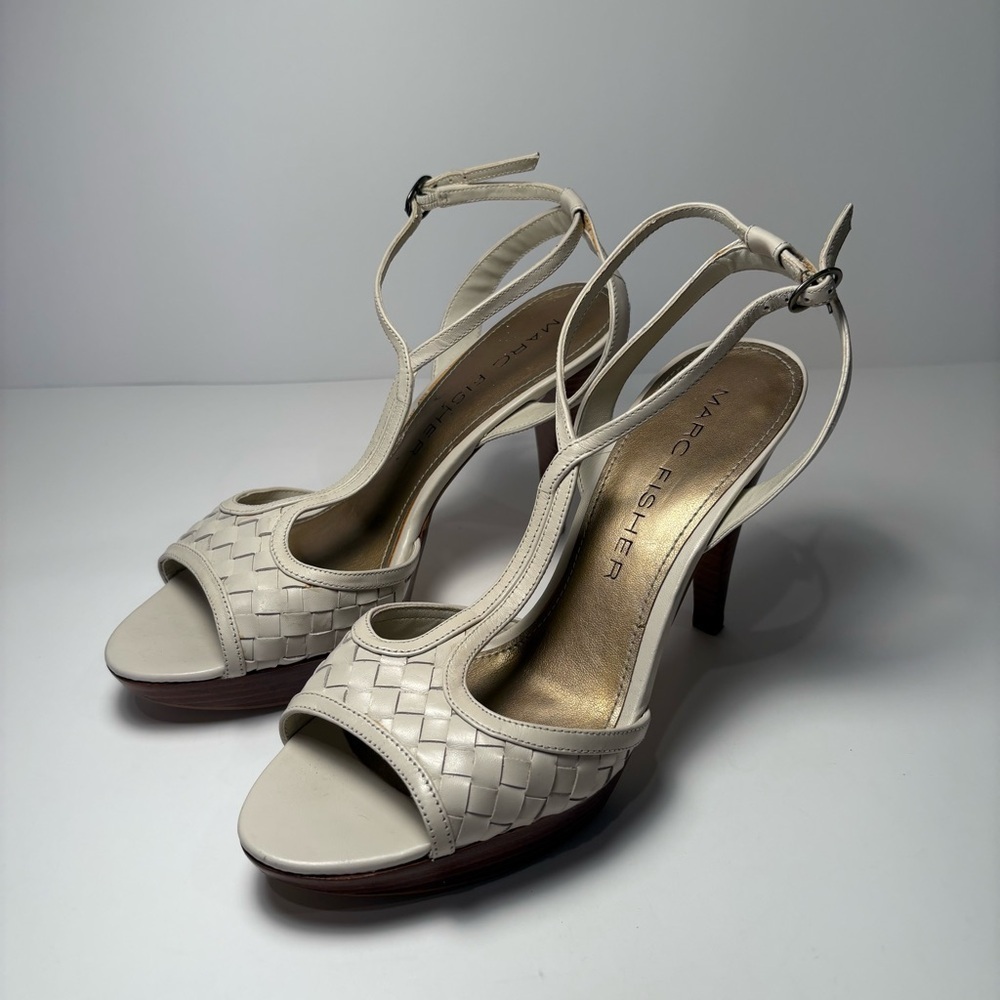 Marc Fisher Lanelle strappy leather white stiletto heels sz 8